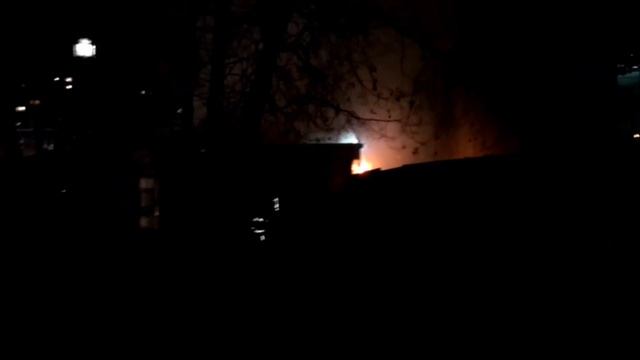 Химки - крупный пожар на стройке смотреть онлайн