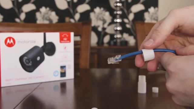 Motorola FOCUS72 WiFi HD Home Monitoring Camera смотреть онлайн