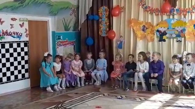 Шапокляк на утреннике смотреть онлайн