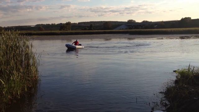 Обкатка лодочного мотора Парус (Sail) F5S смотреть онлайн