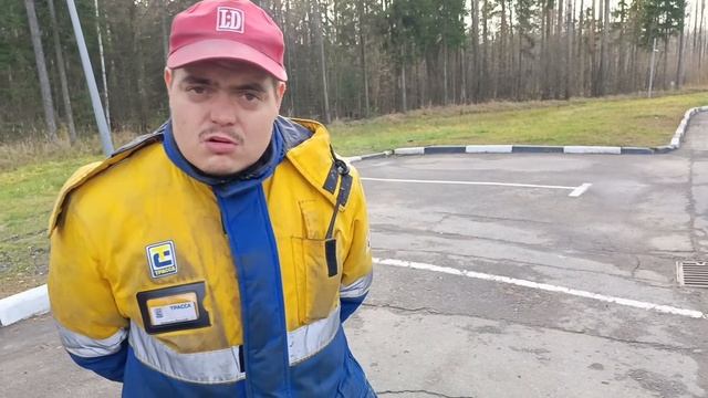 Запасаемся дровами ! Заехал на работу к Василию. смотреть онлайн