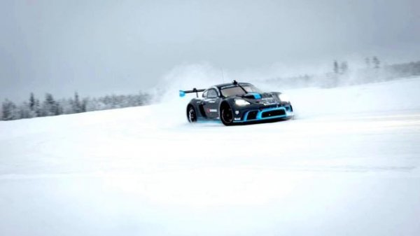 PORSCHE GT 4 E-PERFORMANCE OVERVIEW