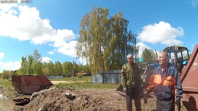 12 05 17 уборка мусора на Лесная,1 смотреть онлайн