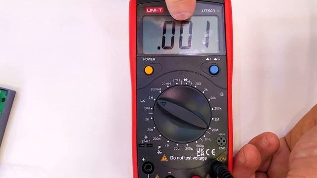 Capacímetro UNI-T UT603 смотреть онлайн
