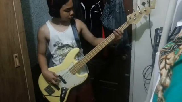 My Chemical Romance - Teenagers bass cover смотреть онлайн