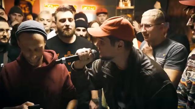 Майти Ди под бит против Миши Крупина смотреть онлайн