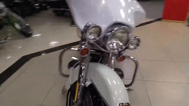 Мотоцикл HARLEY-DAVIDSON FLHT ELECTRA GLIDE арт.U91712 мотосалон Мегамото смотреть онлайн