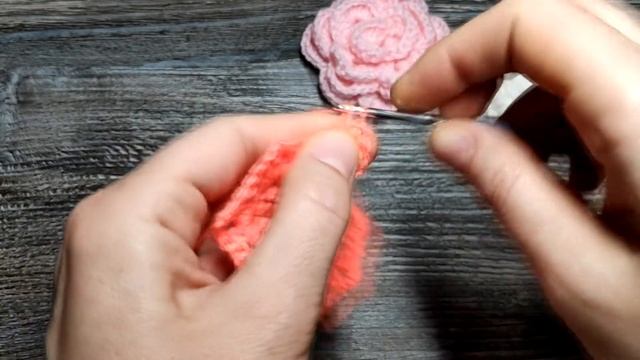 ?ОБЪЁМНЫЙ ЦВЕТОК КРЮЧКОМ?Очень красивый цветочек! Вяжется быстро и просто) Вязание крючком. Цветок смотреть онлайн