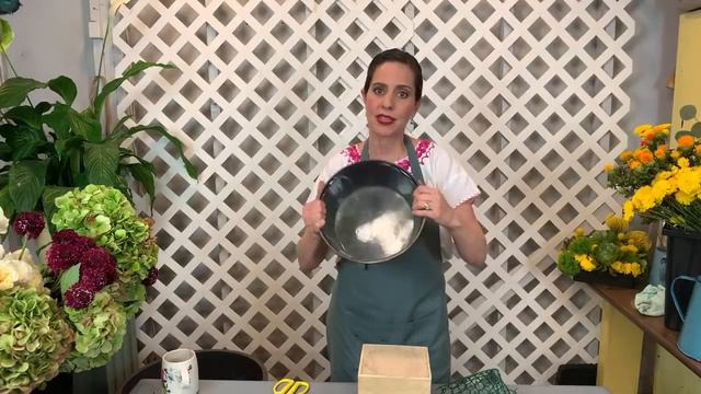 Arreglos florales con rosas y hortensias, también pincushion y suculentas смотреть онлайн