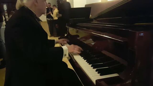 STAN WIEST PIANO RENAISSANCE WEDDING EVENT HALL ASTORIA OCT 24 SUMMER OF 42 BEYOND THE SEA смотреть онлайн