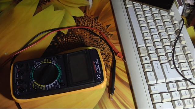 Подключение термопары в мультиметре DT9207A смотреть онлайн