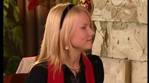 ЮРИЙ ГАЛЬЦЕВ ВМЕСТЕ С ЖЕНОЙ ИРИНОЙ РАКШИНОЙ И ДОЧЕРЬЮ МАШЕЙ В СЕМЕЙНОМ БЛЕФ-КЛУБЕ