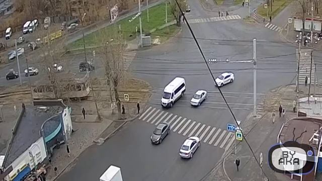 Трамваи сходят с рельсов - Подборка - 2 часть смотреть онлайн