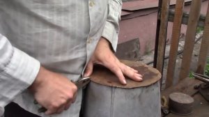 меняю дно у старого ведра