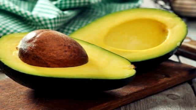 ТОП 10 Продукты замедляющие старение. КАК ОСТАНОВИТЬ СТАРЕНИЕ. Продукты от старения смотреть онлайн