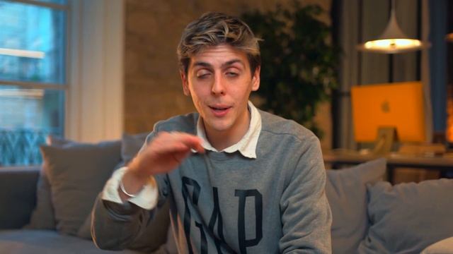 Why YOU NEED the iPad 9th Gen in 2022 смотреть онлайн