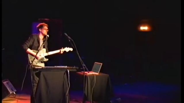 fm4 trouble over tokyo-flames flicker смотреть онлайн