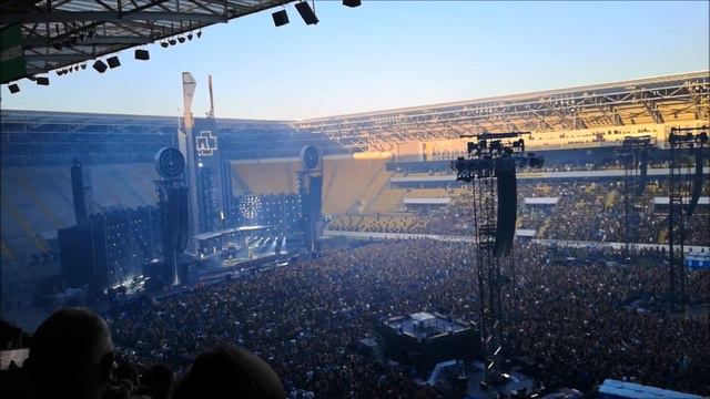 Rammstein - Weil ich dich liebe Live @Dresden Rudolf Harbig Stadium June 13/2019 смотреть онлайн