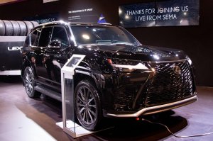 2022 Лексус LX 600 - Потрясающий японский внедорожник