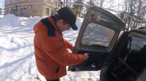 Можно ли закрыть заднюю дверь Ларгуса если села батарея в ключе?