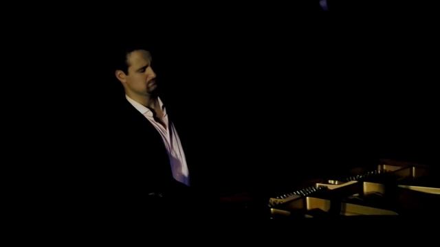 Albéniz - Asturias (Leyenda). Álvaro Garrido, piano смотреть онлайн