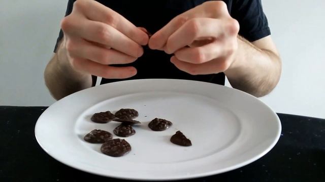 M&S Raspberry, Cranberry & Orange Dark Chocolate Buttons Review смотреть онлайн