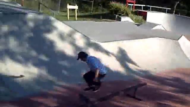 George At Hibiscus Skatepark смотреть онлайн