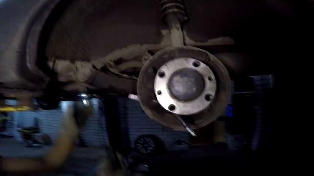 Замена тросов ручника DATSUN.