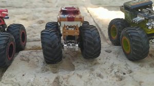 Монстр траки хотвилс