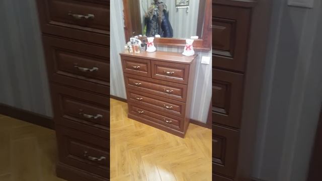 Отзыв о Мебель Молчанов. Выполненные работы. (Комод с зеркалом в мдф с патиной) смотреть онлайн