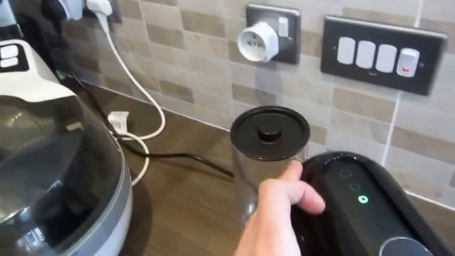 Fixing broken Nespresso U Magimix Krups смотреть онлайн