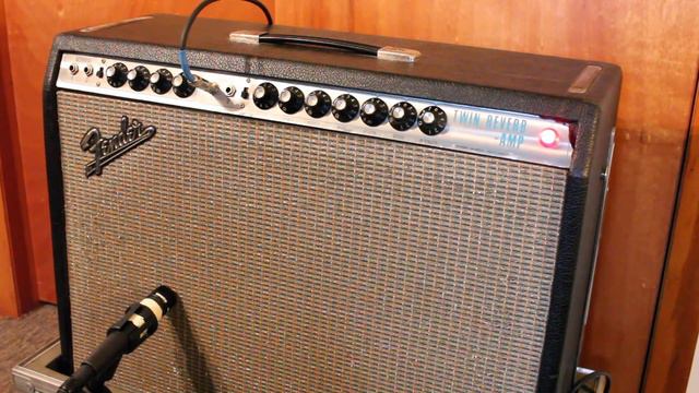 1970 Fender Twin Reverb Demo смотреть онлайн