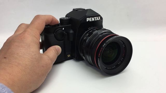 PENTAX KP With HD DA 20-40mm смотреть онлайн