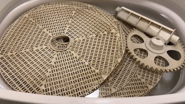 【ドイツ製 VENTA AW902】空気清浄機の水垢でお困りとの事でご依頼