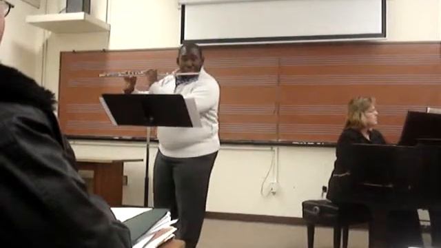 Dutilleux Sonatine - Daryl Thompson смотреть онлайн