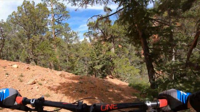 Red Canyon: MinerBiker Built a Trail! смотреть онлайн