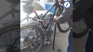 Установка крепления на фаркоп для  транспортировки одного велосипеда