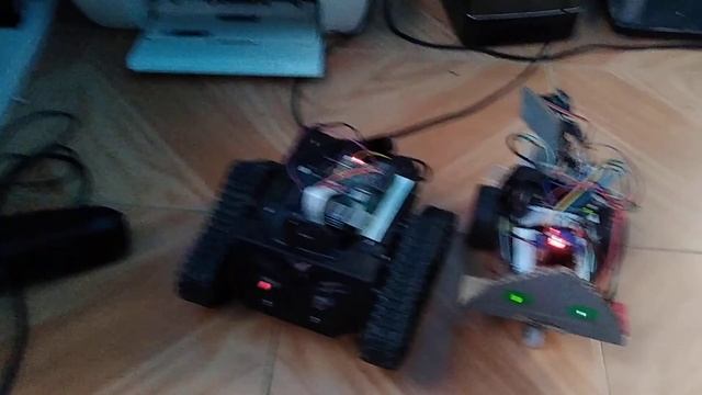 Kubernetes + Raspberry Robots = More Magic смотреть онлайн