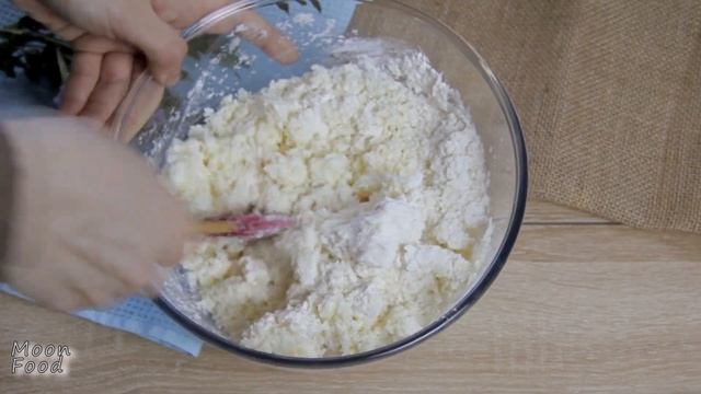 Творожно-кокосовые шарики| Coconut cookies with cottage cheese -Moon Food смотреть онлайн