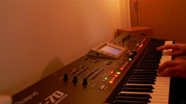 Roland G-70 Conquest Of Paradise (Vangelis cover) смотреть онлайн