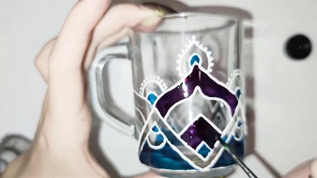 Точечная роспись для начинающих / Как работать с витражными красками? Акриловые контуры Decola. DIY смотреть онлайн