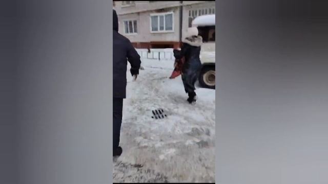 СПАСЕНИЕ И Отлов Бездомной Собаки | Собачья Жизнь смотреть онлайн