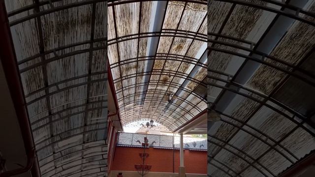 Вот к чему приводит ошибка при монтаже сотового поликарбоната