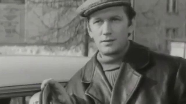 УЛЫБКИ БЫВАЮТ РАЗНЫМИ... (читайте описание) смотреть онлайн