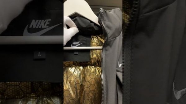 Зимняя куртка Nike ACG