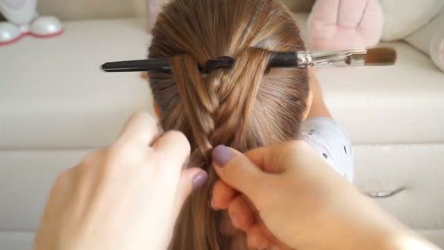 5 МИНУТ и коса готова. Как разнообразить ПРОСТЫЕ ПРИЧЁСКИ смотреть онлайн