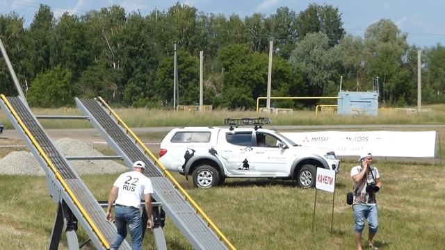 Тест драйв Mitsubishi L200 День Сибирского поля Алтайский край барнаул смотреть онлайн