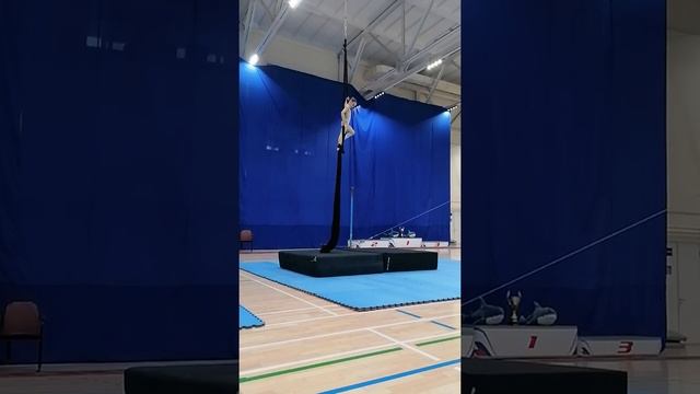 Крюкова Анна/Полотна/Белый лебедь/Воздушная акробатика/Екатеринбург/24.10.2020 смотреть онлайн
