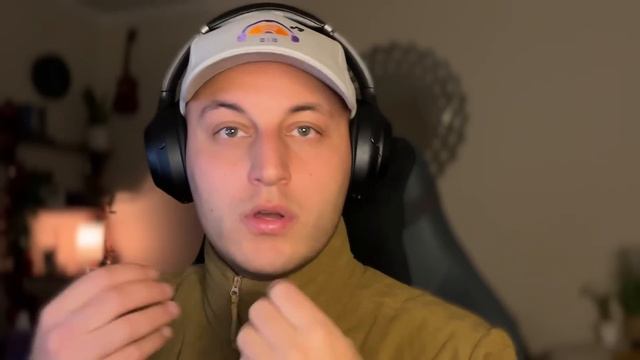 Classical musician's reaction & analysis: STRANGER by DIMASH QUDAIBERGEN (New Wave version) смотреть онлайн