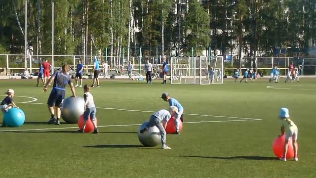 Бразильское джиу-джитсу. Тренировка на стадионе. Тренер Боков Никита Геннадьевич смотреть онлайн